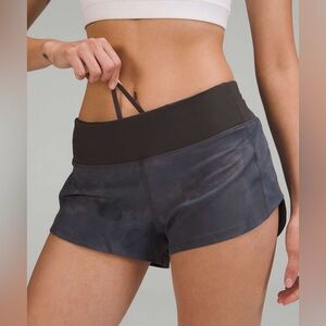 @npidskalney
 Lululemon Speed Up Low-Rise Lined Short 2.5"